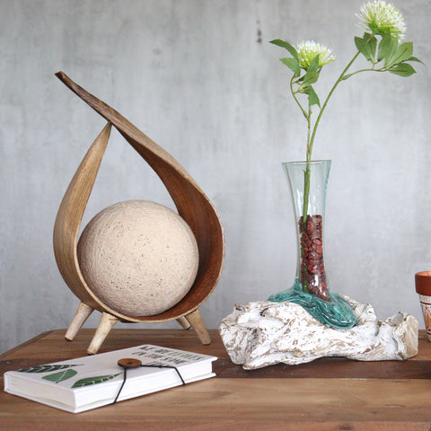 Molten Glass Vase on Whitewash Rustic Gamal Wood