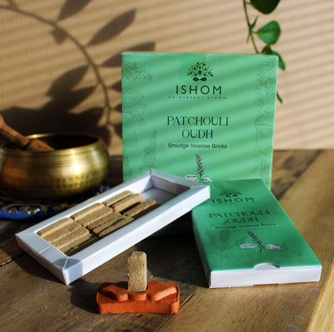 ISHOM Pack of 15 Natural Incense Smudge Bricks and Burner